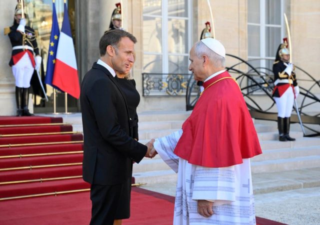 Il Papa all'Eliseo nella mattina di sabato 25 settembre